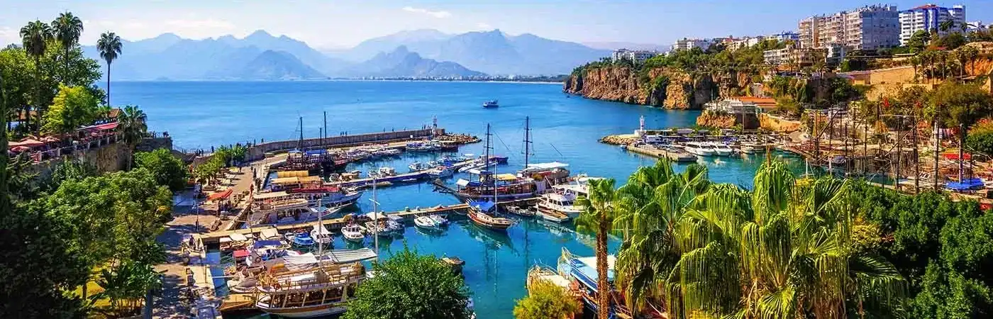 Adalia: Viaggio nella Riviera Turca tra natura, cultura e relax